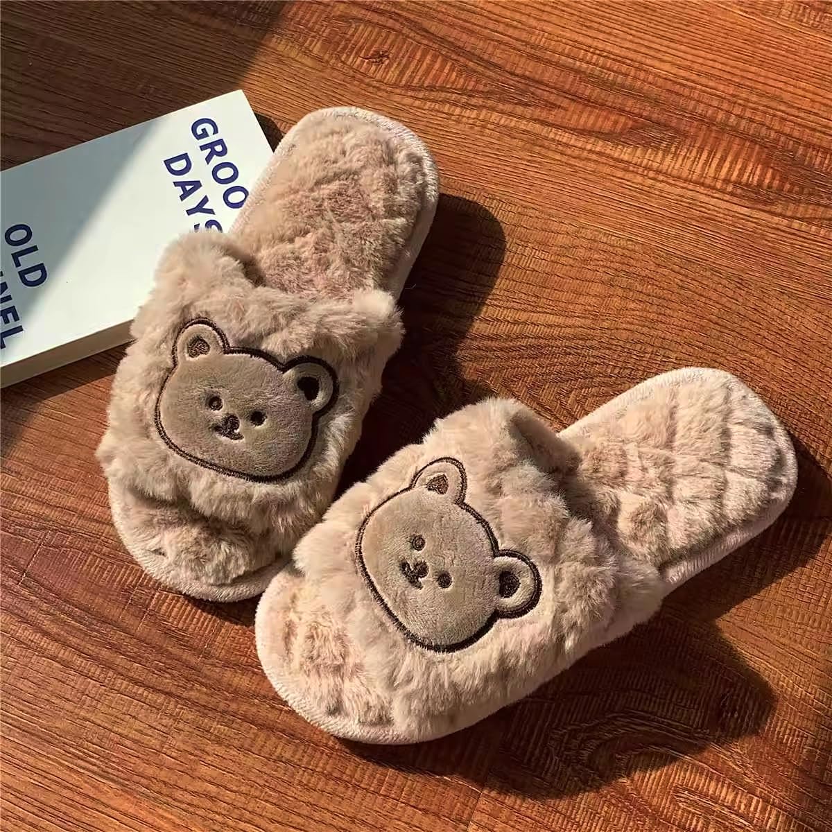 Panihari Cartoon Design Warm Slipper for Women's Fur Flip Flops Fur Winter Fashion Slipper for House and Bedroom Slides & Home Indoor Outdoor (1 Pair)